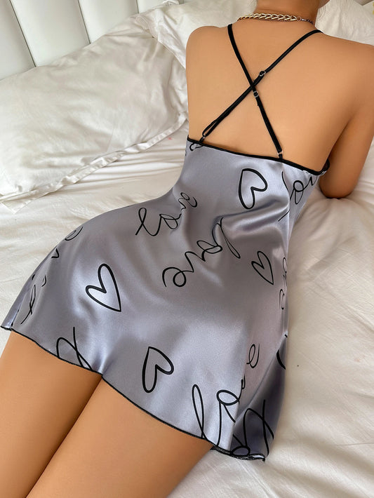 Women's Sweater with Heart Print and Phrases - Comfort and Style for Your Nights!
