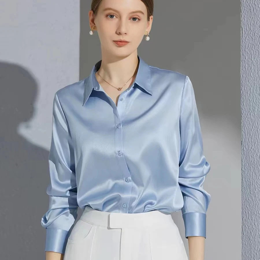 Satin Women’s Blouse – Style and Sophistication for Your Work Look!